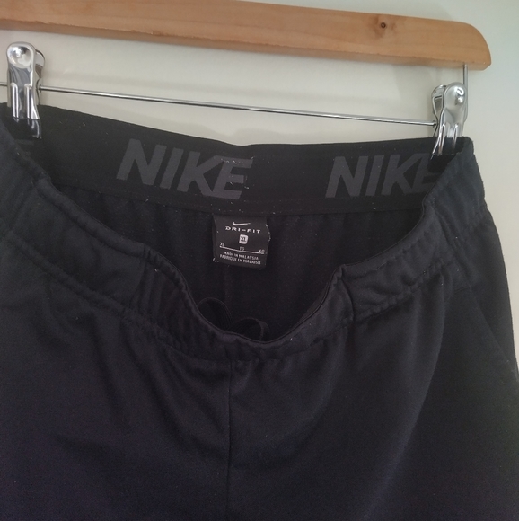 Xl Nike dryfit trackpants - Picture 2 of 5